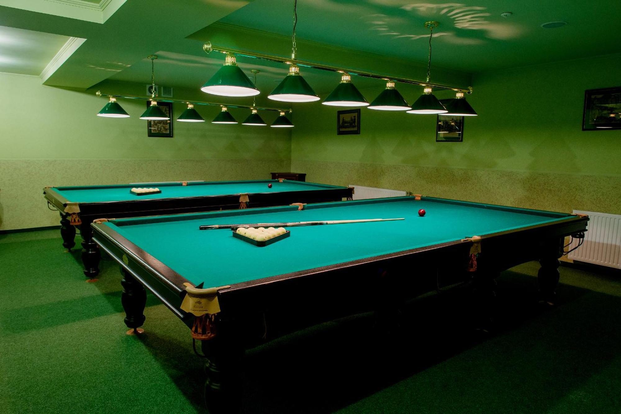 Zolota Gora Hotel-Rancho Oezjhorod Buitenkant foto
