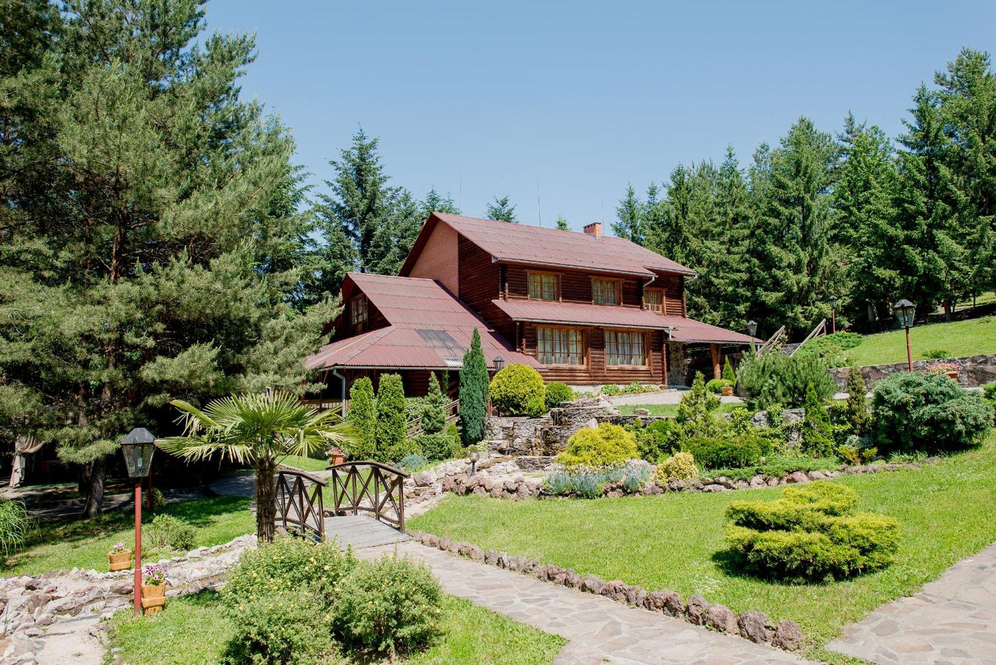 Zolota Gora Hotel-Rancho Oezjhorod Buitenkant foto