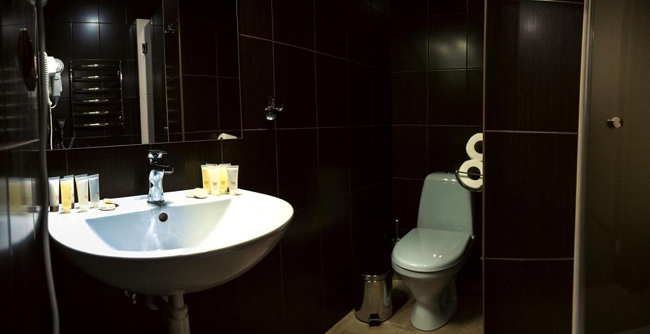 Zolota Gora Hotel-Rancho Oezjhorod Buitenkant foto