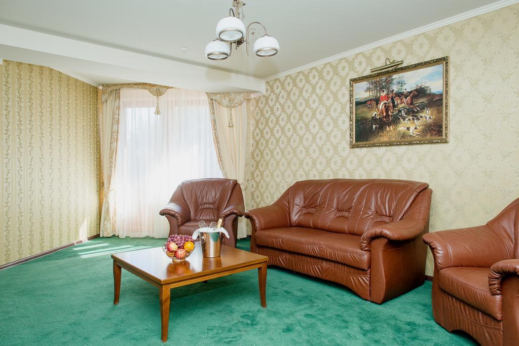 Zolota Gora Hotel-Rancho Oezjhorod Kamer foto